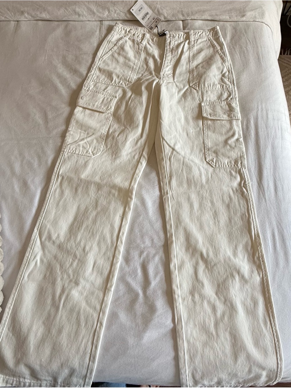 Zara Women's Off-White Cargo Pants with Patch Pockets